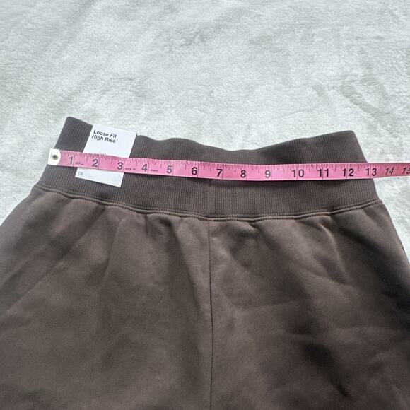 Nike Sport Shorts Womens Size XS Phoenix Fleece High Waisted Loose Fit Brown NEW - Picture 10 of 13